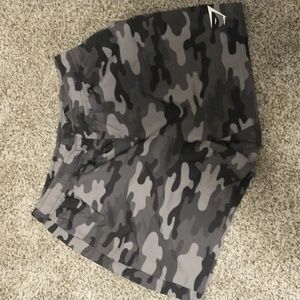 Men's Gymshark Camo shorts medium
